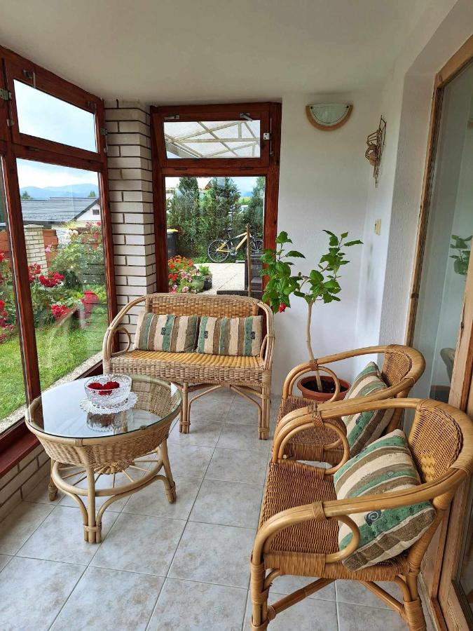 Apartman Pod Maliarkou Виходна Екстер'єр фото
